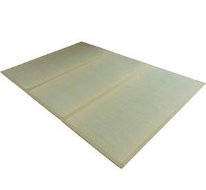 lot 69319 image: FULI Japanese Tatami Mattress, Igusa Mat (100% Japanese Rush Grass) Folds in Three, Made in Japan (Natural, Full XL)