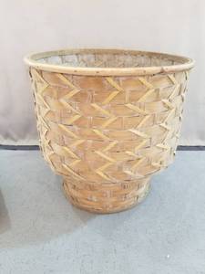 lot 47034 image: HAND WOVEN RATTAN PLANTER WITH METAL STAND