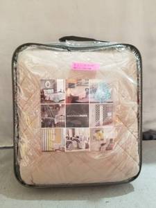 lot 47051 image: Madison Park Breanna Cotton 6-Pc. Daybed Cover Set