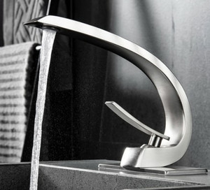 lot 47055 image: Single Handle Chrome Vanity Bathroom Sink Faucet - 12.4x9.65x3.0- Retail$139.49