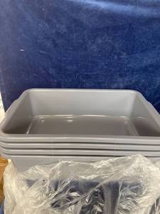 lot 16035 image: 23x17 HEAVY DUTY GREY PLASTIC TOTE SET OF 4