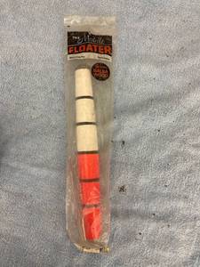 lot 4165 image: 9 inch bobber