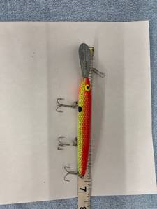 lot 4200 image: vintage lure