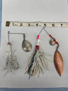 lot 4203 image: novelty fishing lures