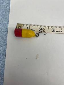 lot 4206 image: red yellow lure