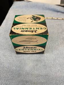 lot 4219 image: Johnson 120A box