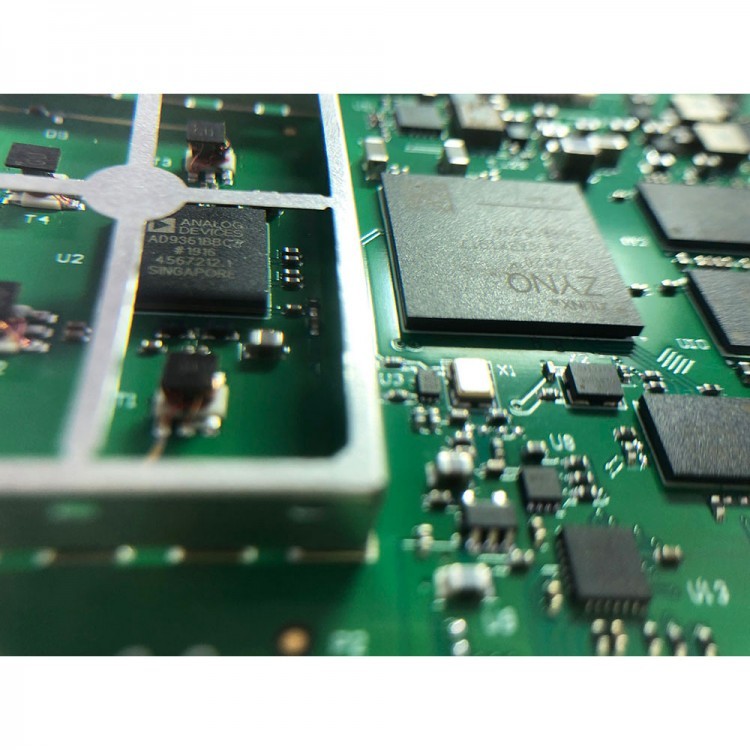 lot 23079 image: 915 MHz Explorer Block - Add On for Edison Chip