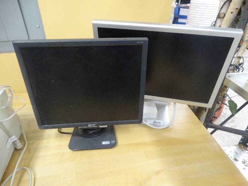 lot 877 image: Acer LCD MonitorApple 20 Monitor - Untested.