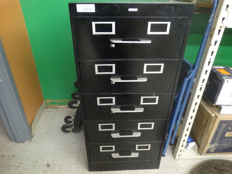 lot 970 image: 5 Drawer File Cabinet.
