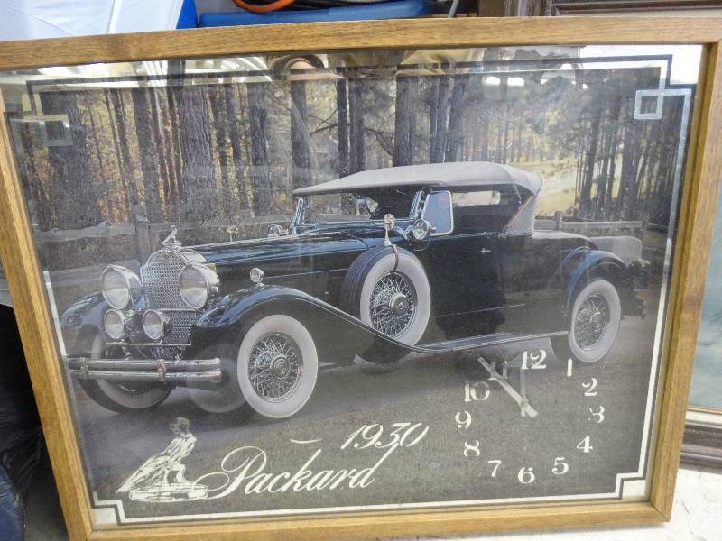lot 1004 image: 1930 Packard Car Clock.