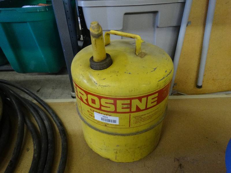 lot 1031 image: 5 Gallon Kerosene.