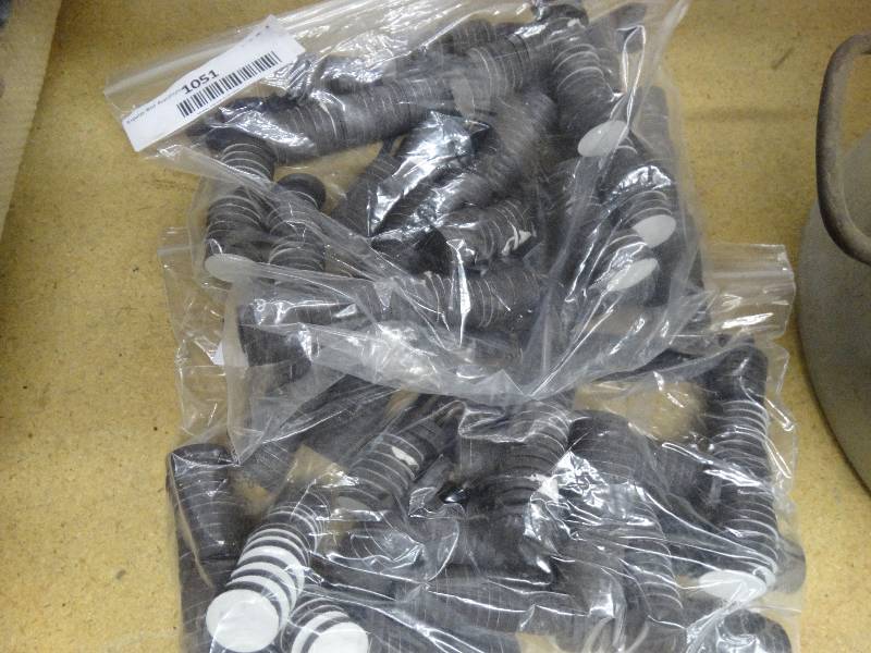 lot 1051 image: Bag Full Of Circle Magnets.