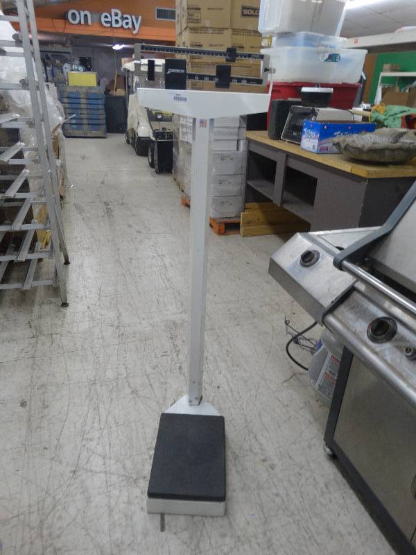 lot 1070 image: Detecto 350 L6 Scale.