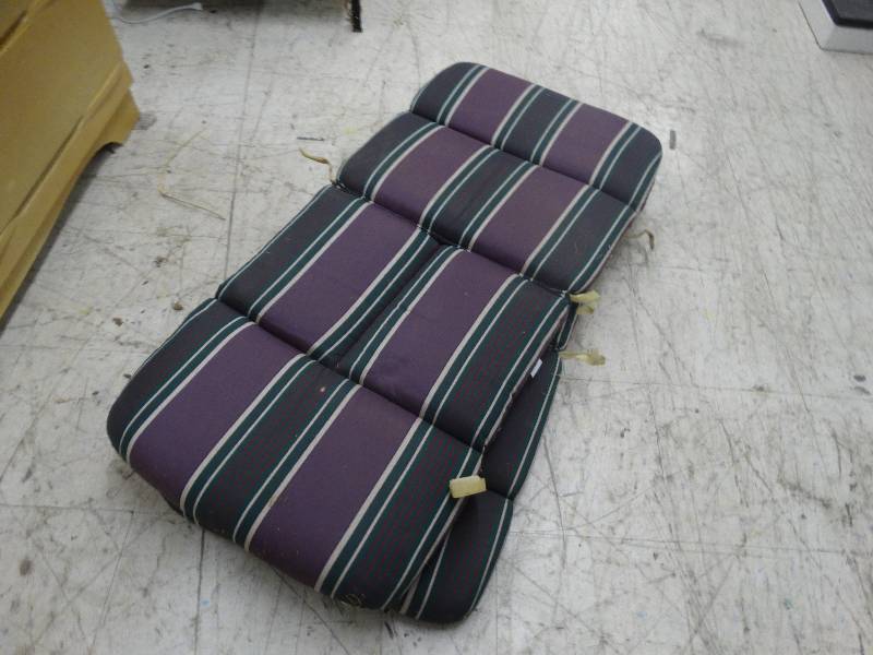 lot 1079 image: 2 Patio Chair Cushions.