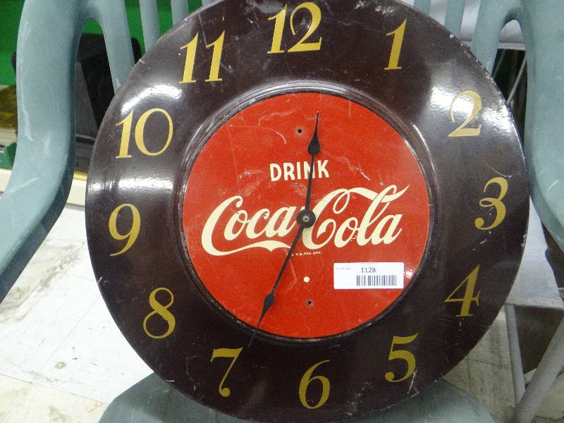 lot 1128 image: Old look Coca-Cola Clock.