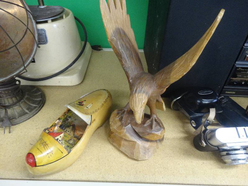 lot 1117 image: Decorative Clog & Wood Eagle Sculpture.