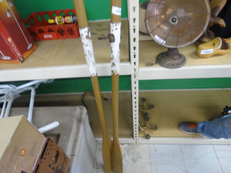 lot 1120 image: Old Wooden Oars.
