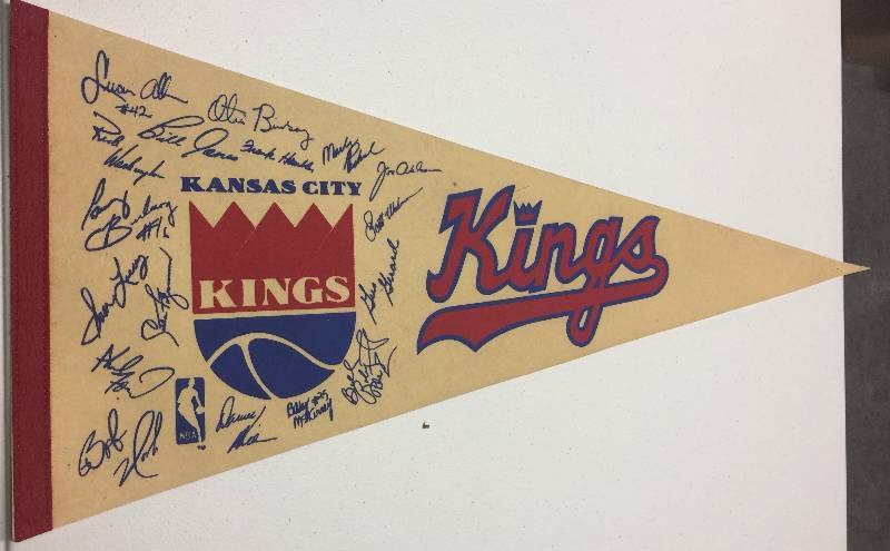 lot 1039 image: 1970s-80s Kansas City Kings Basketball Full Sized Pennant in Nice Condition