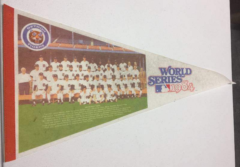lot 1046 image: Original 1984 Detroit Tigers 84 World Series Team Photo Pennant