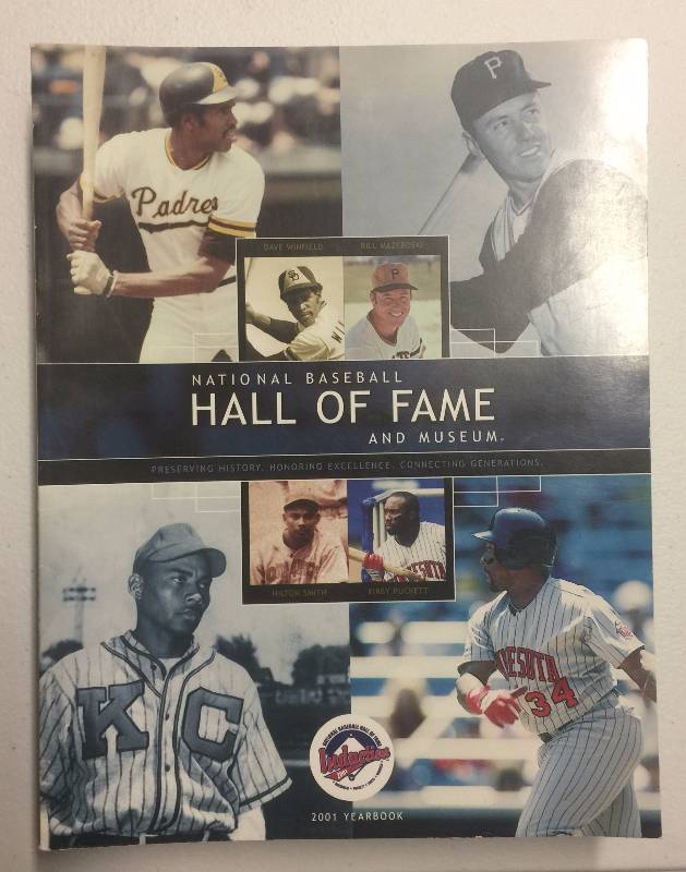 lot 1124 image: Six National Baseball Hall of Fame Yearbooks 2001 2004 2005 2009 2010 2012