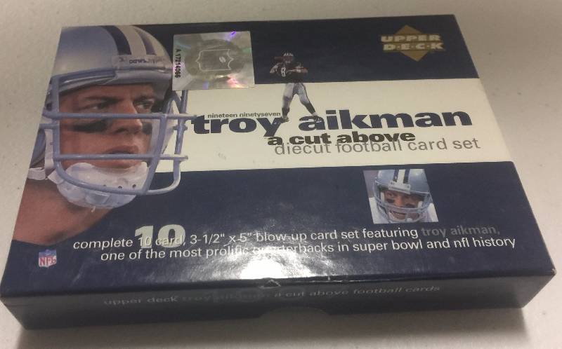 lot 1132 image: Upper Deck Troy Aikman A Cut Above Diecut Football Card Complete Set