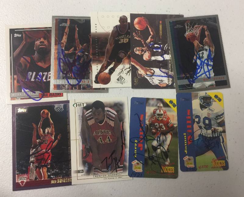 lot 1144 image: Lot of Hand Signed In Person NBA Basketball Cards
