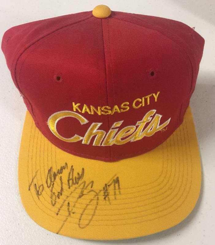 lot 1148 image: Kansas City Chiefs Signed Dave Szott Hat
