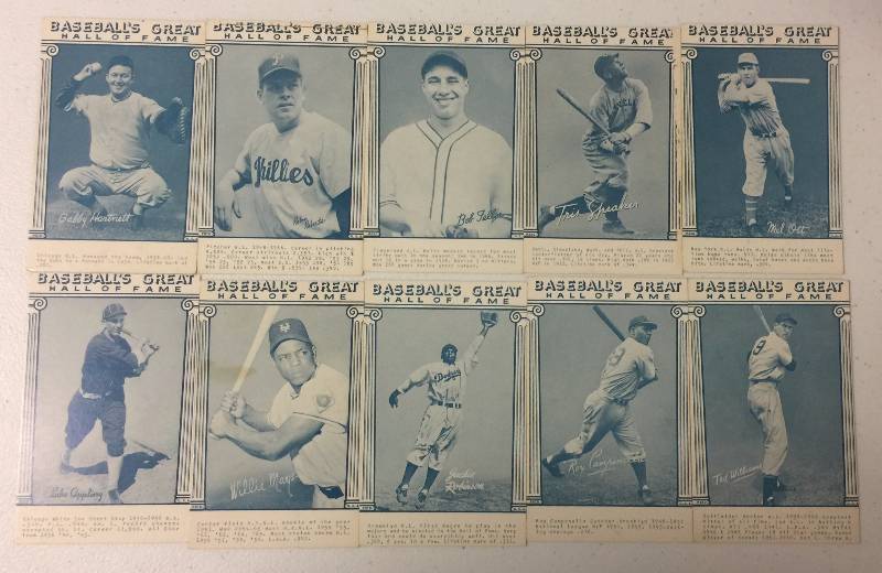 lot 1150 image: Huge Lot Baseball Greats Hall Of Fame Lot wWillie Mays, Jackie Robinson and many more
