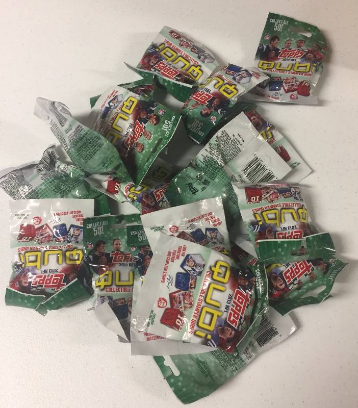 lot 1154 image: 18 Pack Factory Sealed Box of 2013 Topps NFL Qubi Toys