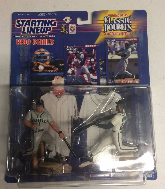 lot 1186 image: 1998 Starting Lineup Classics Doubles Ken Griffey Jr Alex Rodriguez New In the Package