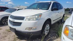 lot 45121 image: 2011 Chevy Traverse