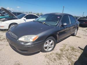 lot 45139 image: 2004 Ford Taurus