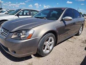 lot 45225 image: 2005 Nissan Altima