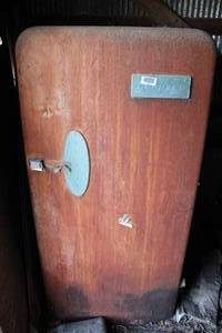 lot 18007 image: Patina Vintage Fridge  Automotive Parts and More   As Photographed