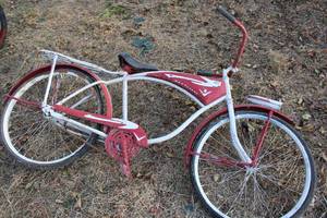 lot 18020 image: Red and White Hawthorn Bicycle
