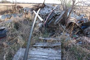 lot 18031 image: Mixed Lot of Misc  South End