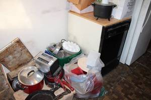 lot 18036 image: Wagners Shillets  Bakeware  Kitchen Items  Portable Dishwasher