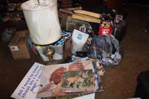 lot 18049 image: Lot of Home Decor