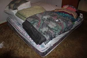 lot 18060 image: Bed Mattress  Bedding   More