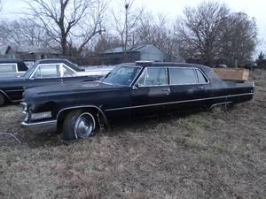 lot 11038 image: 1968 Cadillac 4dr HT for Project and Parts