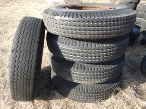 lot 11064 image: Lot of 5 Large Wheels  Tires