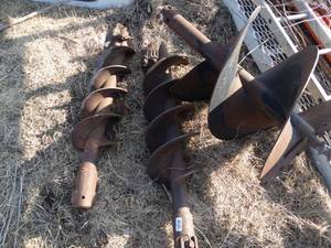 lot 11070 image: Lot of 3 Bobcat Auger bits