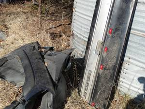 lot 11093 image: Truck Parts Outside Silo