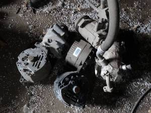 lot 11126 image: Lot of Alternators & AC Compressors    East 12 of West Barn