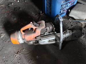lot 11139 image: Stihl Cut Off Saw    East 12 of West Barn