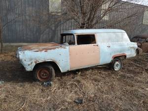 lot 11192 image: 1950s Ford 2 door Wagon