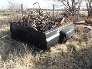 lot 11219 image: Dually Bed wo Contents