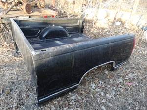 lot 11248 image: Truck Bed w Gate