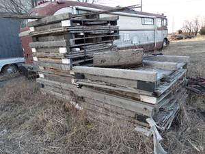 lot 11260 image: Stack of Pallets