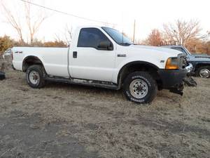 lot 11264 image: 1999 Ford F250 Super-Duty Triton V8